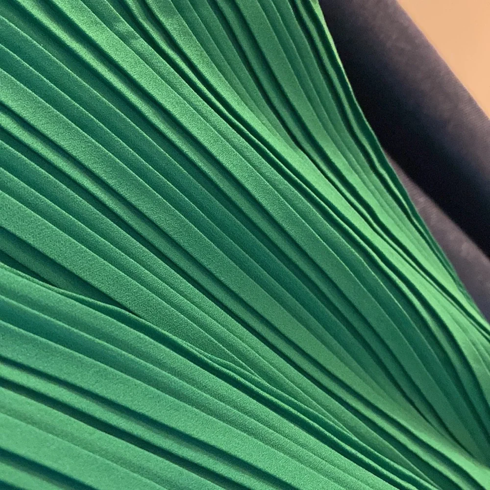 Adrianna Papell Green High Neck Pleated Look Small - Picture 12 of 13